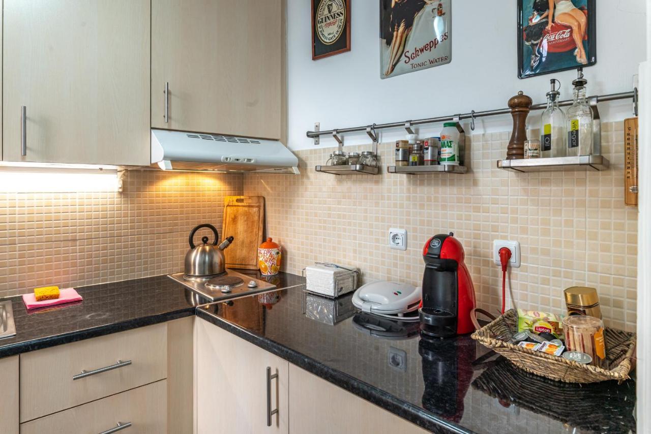 Great 35 Sq M Studio On 1St Floor In Bohemian Psyri In Athens' Historic Center-In Vivo Apartments 외부 사진