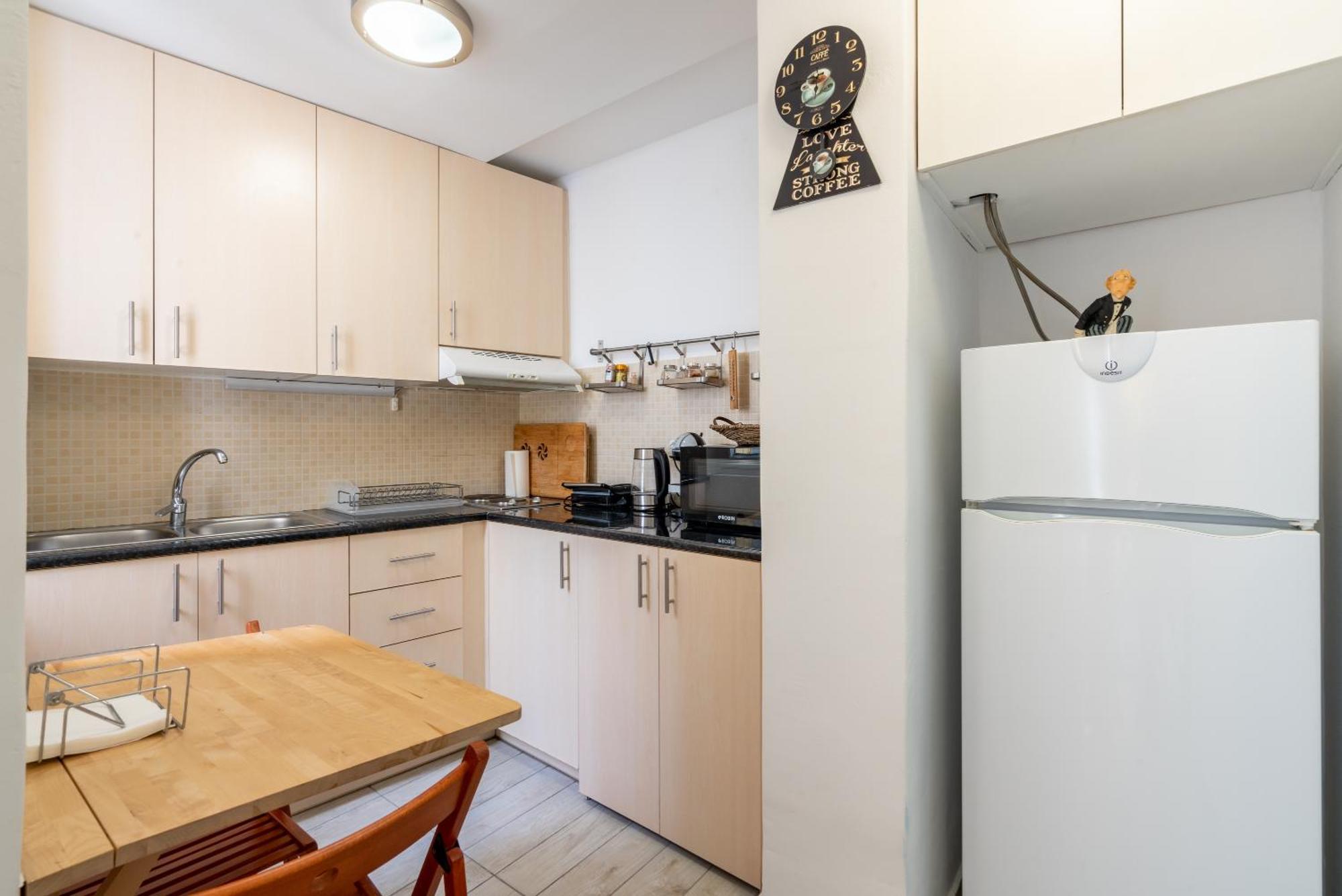Great 35 Sq M Studio On 1St Floor In Bohemian Psyri In Athens' Historic Center-In Vivo Apartments 외부 사진